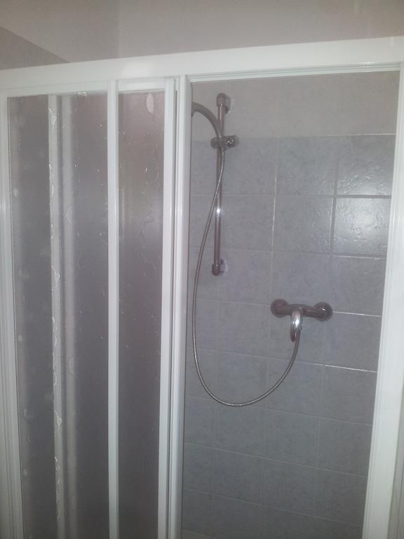 Hotel Azzurro Cattolica Habitación foto